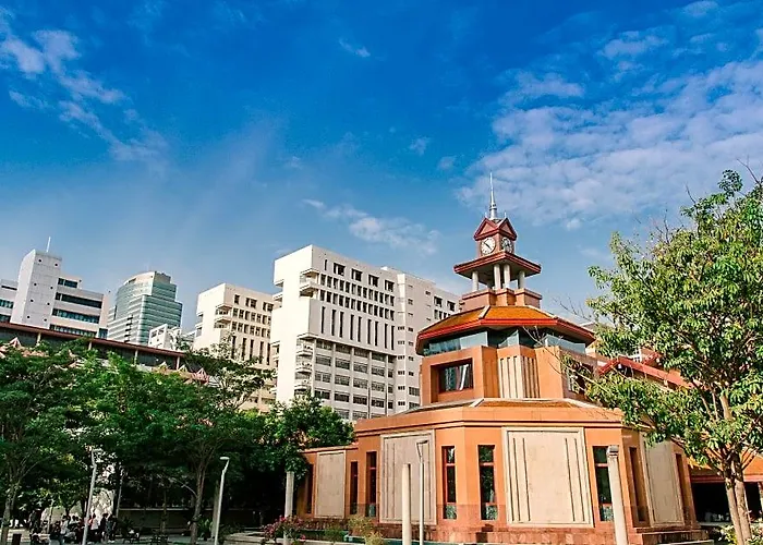 Hotel Kingston Sukhumvit 15 By Kingston 4*